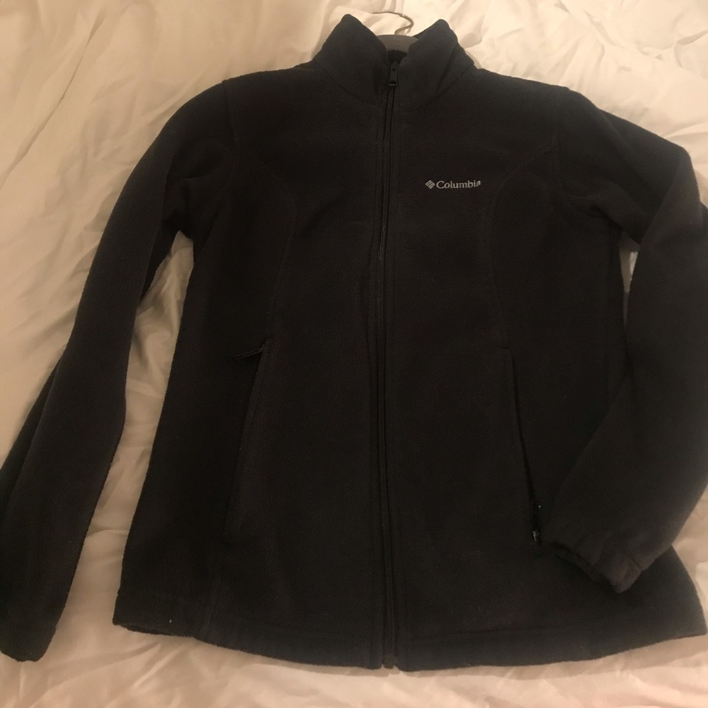 Columbia women’s fleece jacket. Medium. Barely worn.